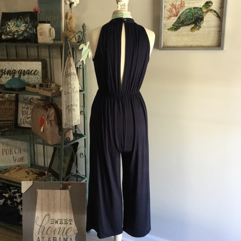 NWT Boutique Navy Cropped Jumpsuit | Size Medium - Picture 3 of 5